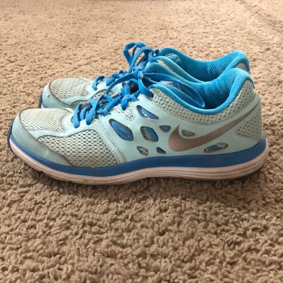 Nike Dual Fusion 8.5 - Picture 2 of 3